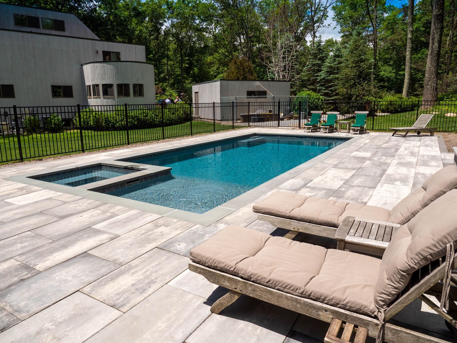 Pool Companies Near Me Suggest These 5 Tips When Planning an